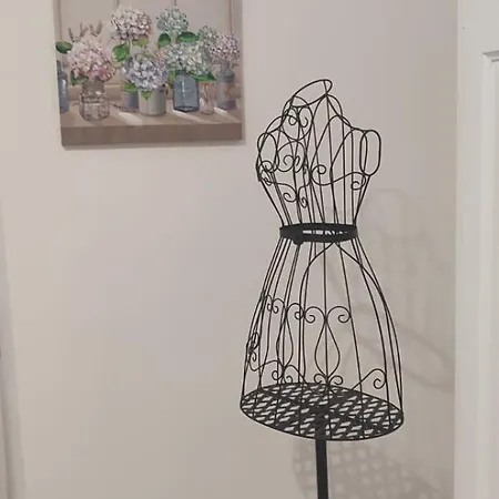 Gregorihouseroma Nyaraló *