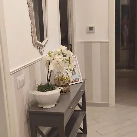 Gregorihouseroma Nyaraló *